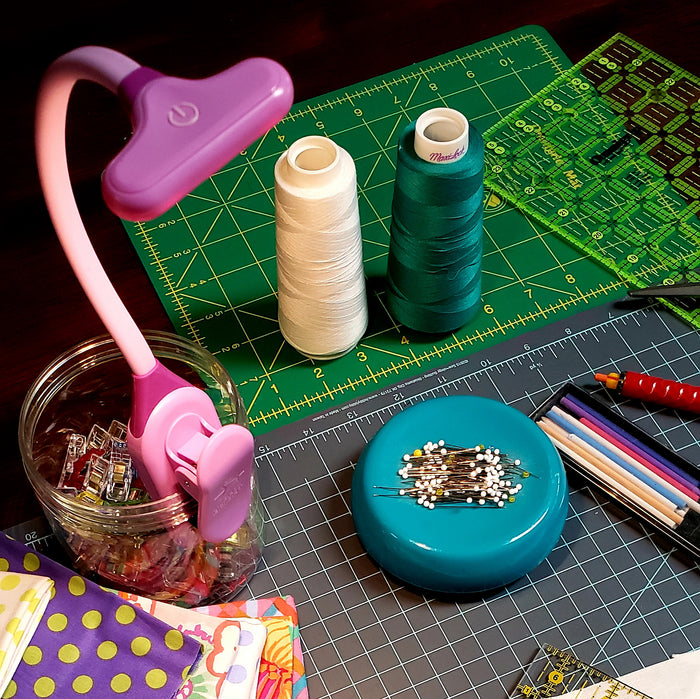 The Lavender NuFlex light with some sewing notions.